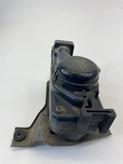 2003 2004 CHEVROLET TRACKER CRUISE CONTROL SERVO ACTUATOR 30028102 OEM