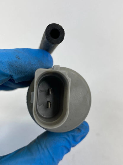 2004-2010 BMW X3 FRONT WINDSHIELD WASHER WASH PUMP 67126934159