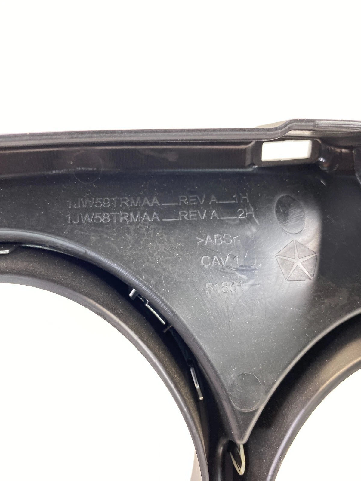 10-12 DODGE CALIBER DASH INSTRUMENT SPEEDOMETER CLUSTER TRIM BEZEL 1JW59TRMAA
