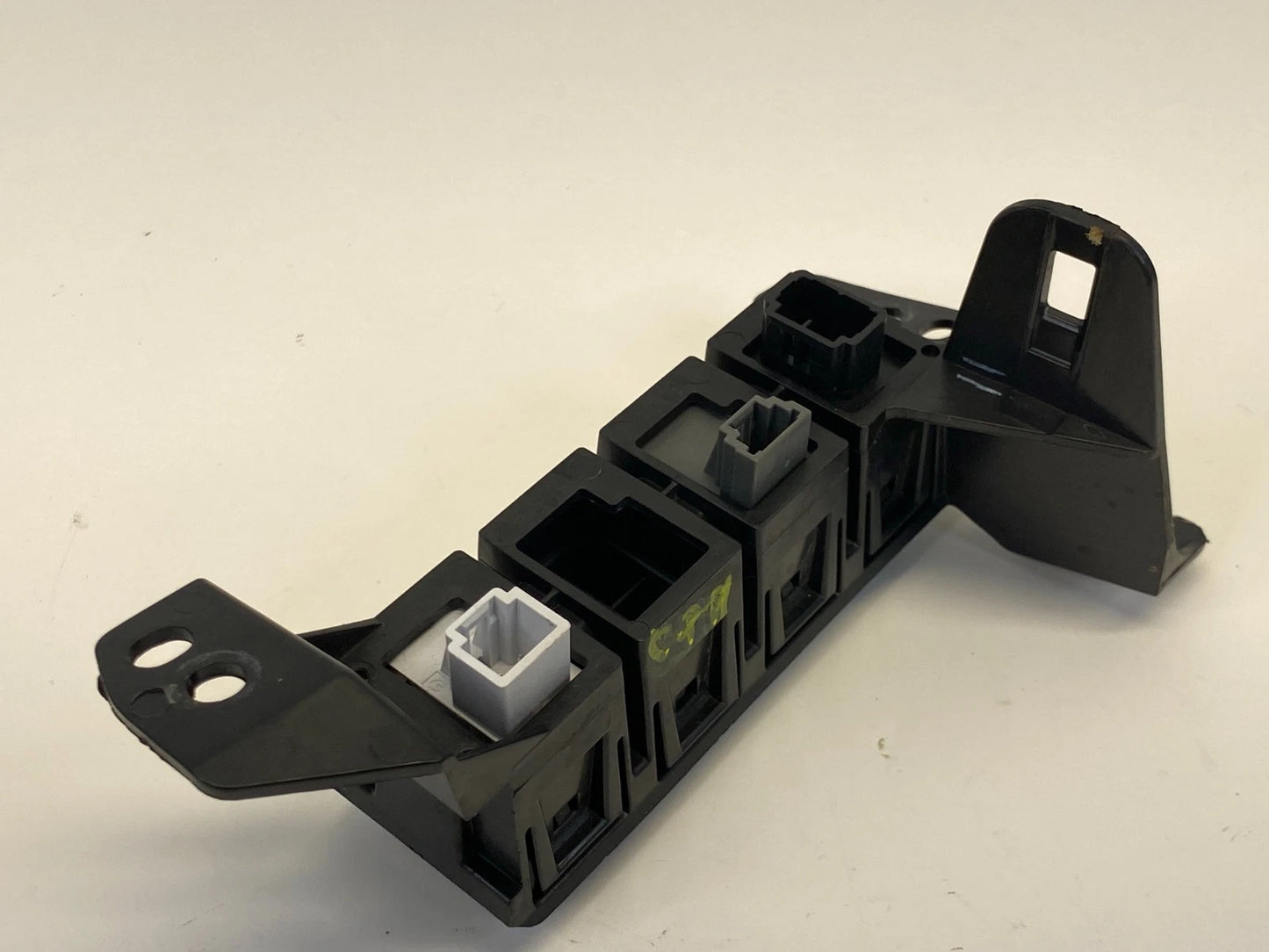 13-20 NISSAN PATHFINDER DASH TOW MODE BLIND SPOT POWER OUTLET SWITCH PANEL OEM