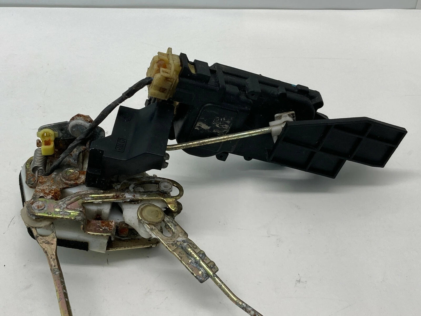 1997-2001 HYUNDAI TIBURON FRONT RIGHT SIDE DOOR LOCK LATCH RELEASE ACTUATOR OEM