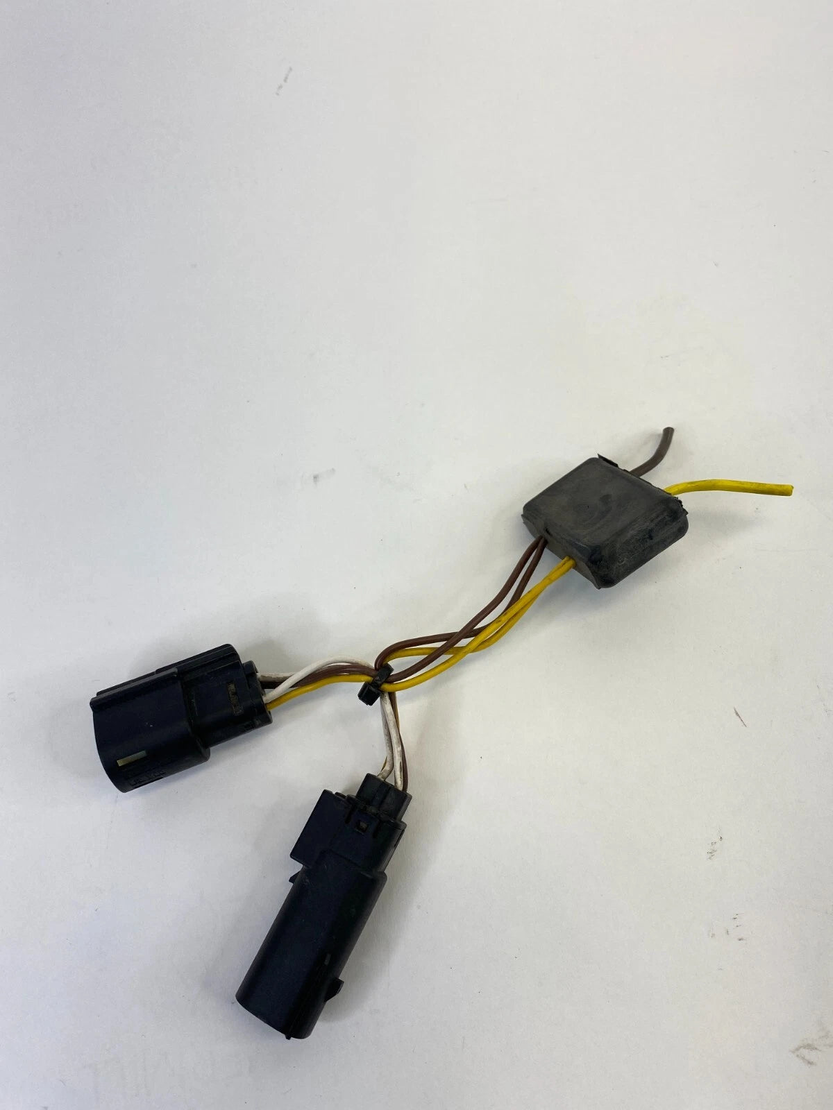 2013-2016 FORD ESCAPE LEFT DRIVER TAILLIGHT LAMP WIRE WIRING RELAY CABLE OEM