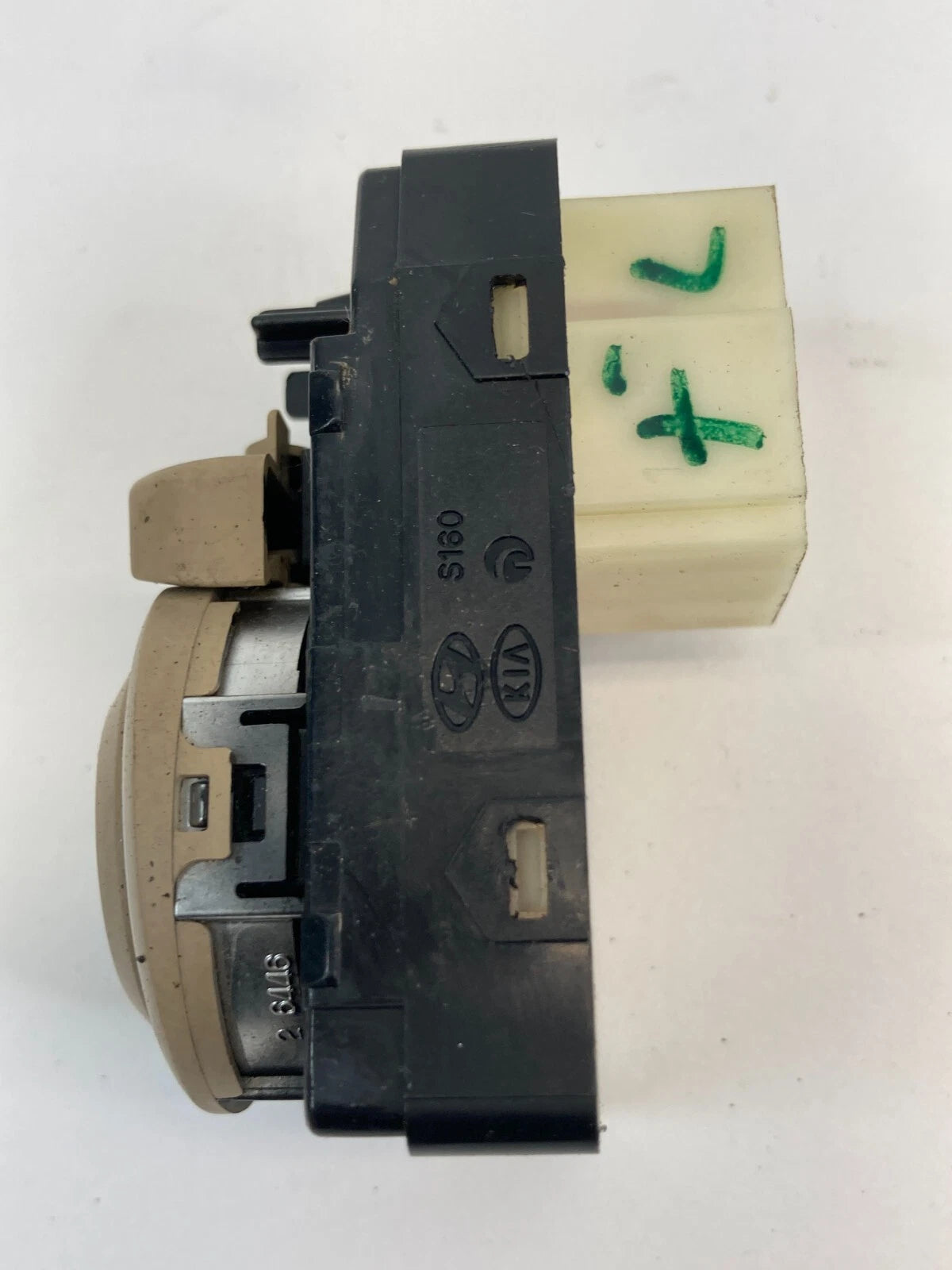 11-14 HYUNDAI SONATA FRONT LEFT DOOR POWER MIRROR CONTROL SWITCH 202006586 OEM
