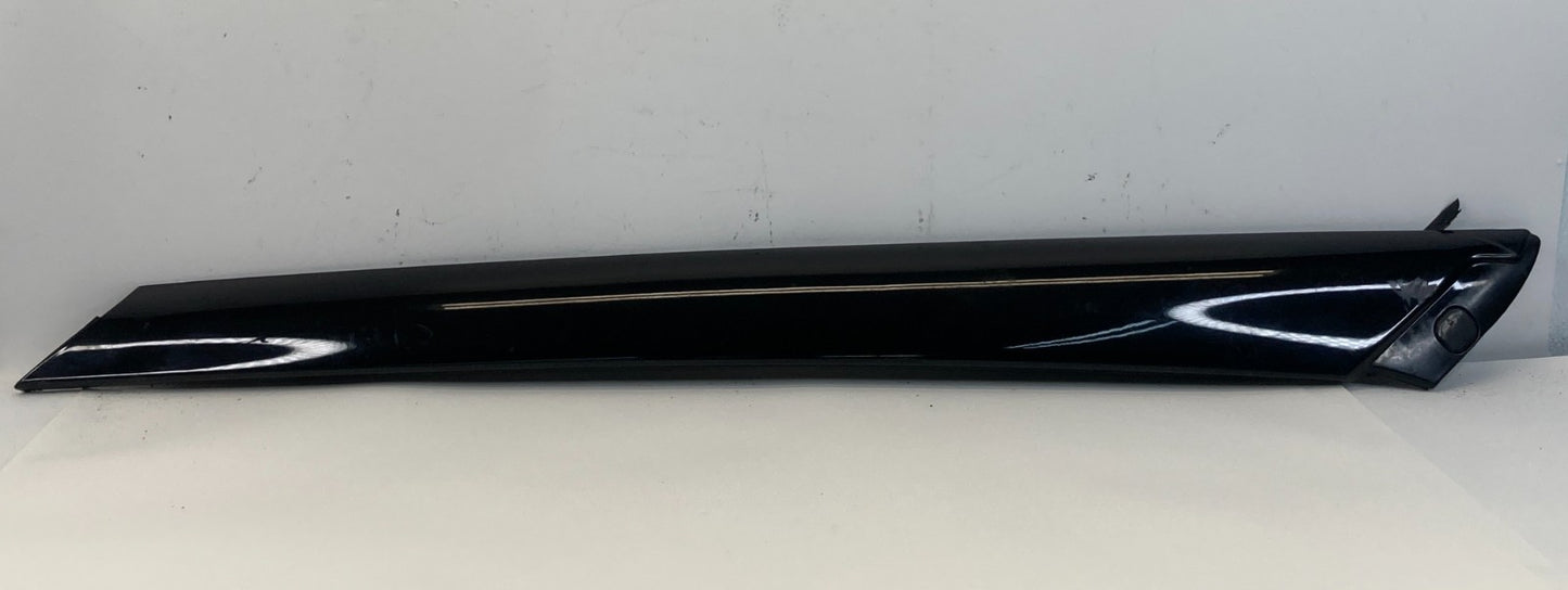 2014-2019 Kia Soul Front Right Side Windshield Molding 86181-B2000 OEM