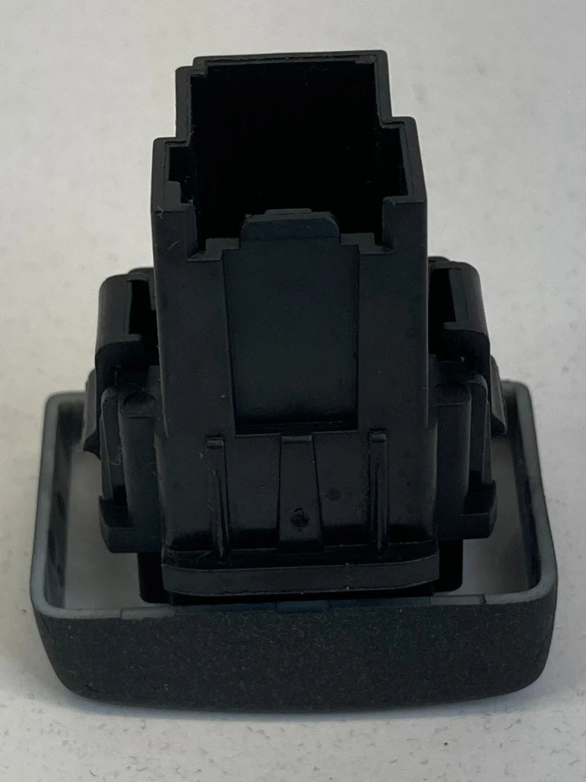 2010-2019 LINCOLN MKT REAR TRUNK LID LIFGATE OPEN CLOSE SWITCH AE9T-10E952-ASW