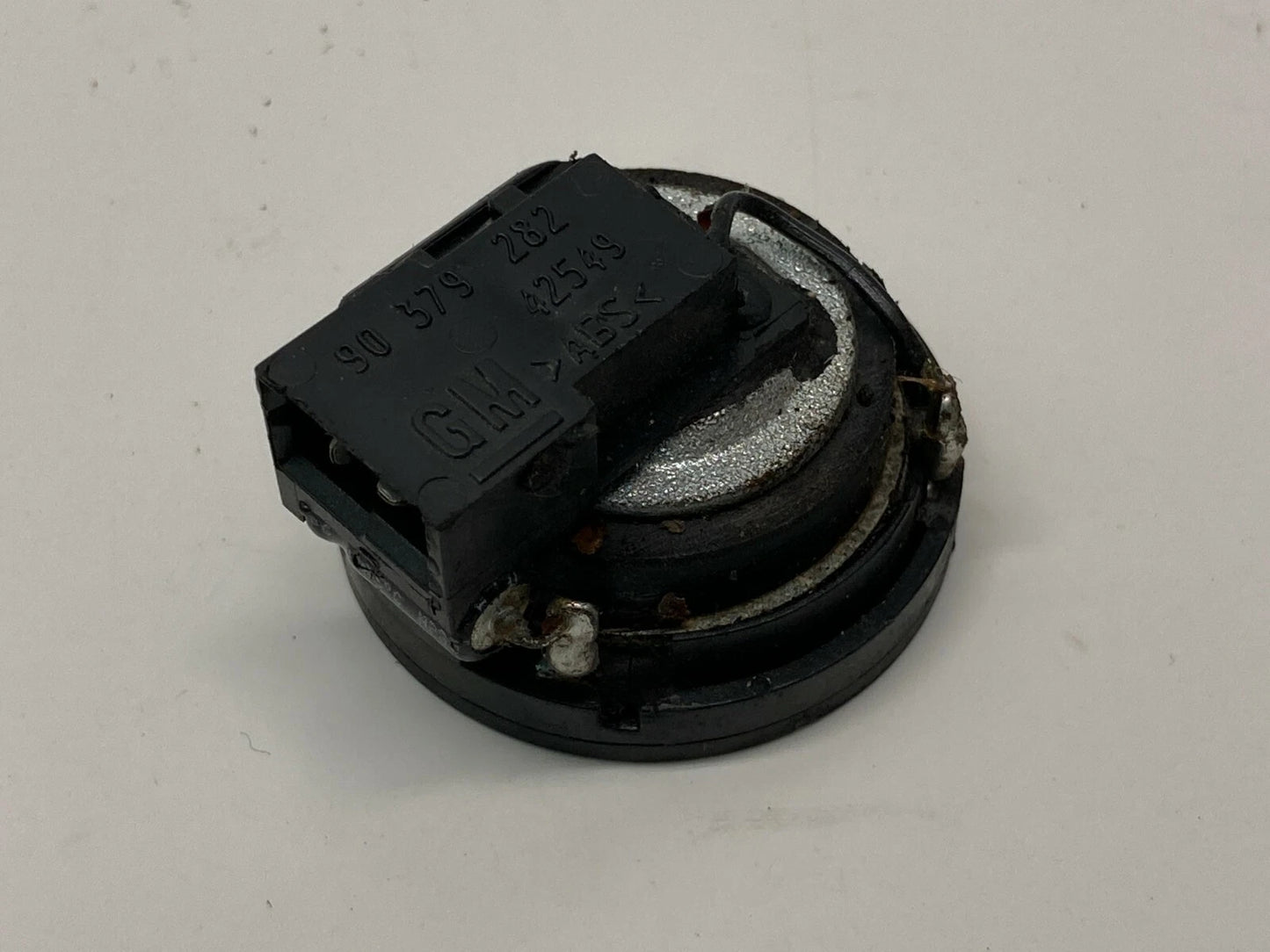 01 02 03 04 05 SATURN L300 REAR LEFT SIDE DOOR SPEAKER TWEETER 90379282 OEM