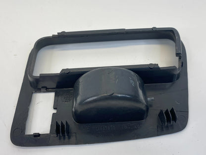 1998-2004 CHEVROLET S10 INNER DOOR REAR LEFT HANDLE SURROUND BEZEL 15957377 OEM