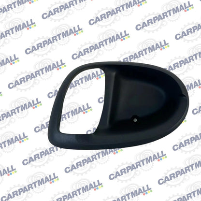 2002-2007 BUICK RENDEZVOUS REAR RIGHT SIDE INNER DOOR HANDLE BEZEL TRIM 825296