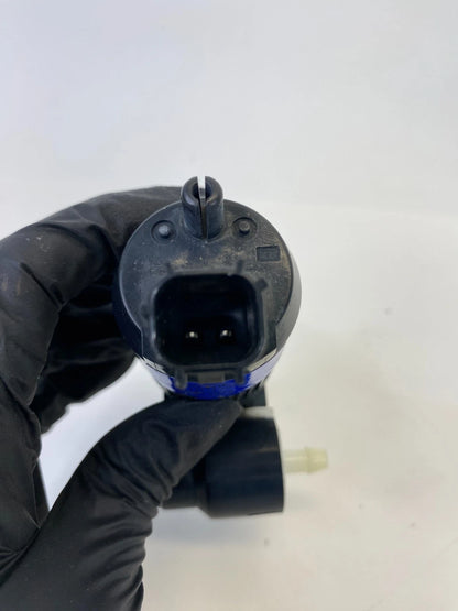 11-19 EXPLORER 13-19 INTERCEPTOR UTILITY WINDSHIELD WIPER WASHER FLUID PUMP OEM