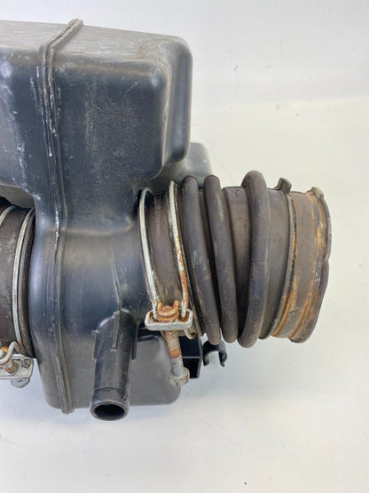 02 03 Lexus ES300 04-06 ES330 Air Intake Resonator Box Duct Tube 17893-20070 OEM