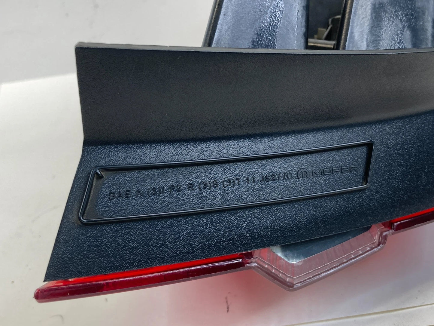 11-14 CHRYSLER 200 CONVERTIBLE REAR RIGHT BACK SIDE TAIL LIGHT TAILLIGHT LAMP