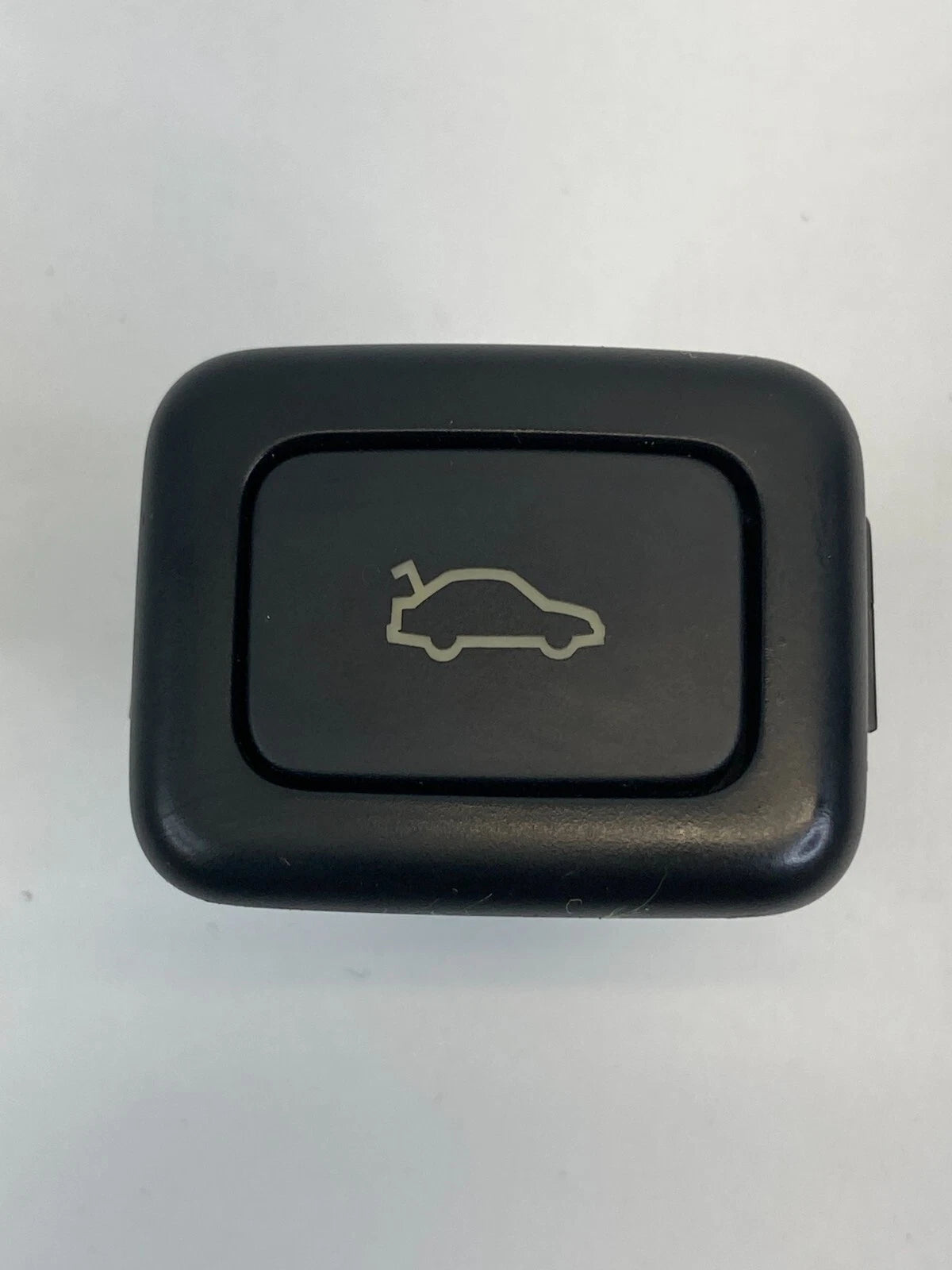 03-11 SAAB 9-3 93 SEDAN TRUNK LID LOCK OPEN RELEASE BUTTON SWITCH 12805287 OEM