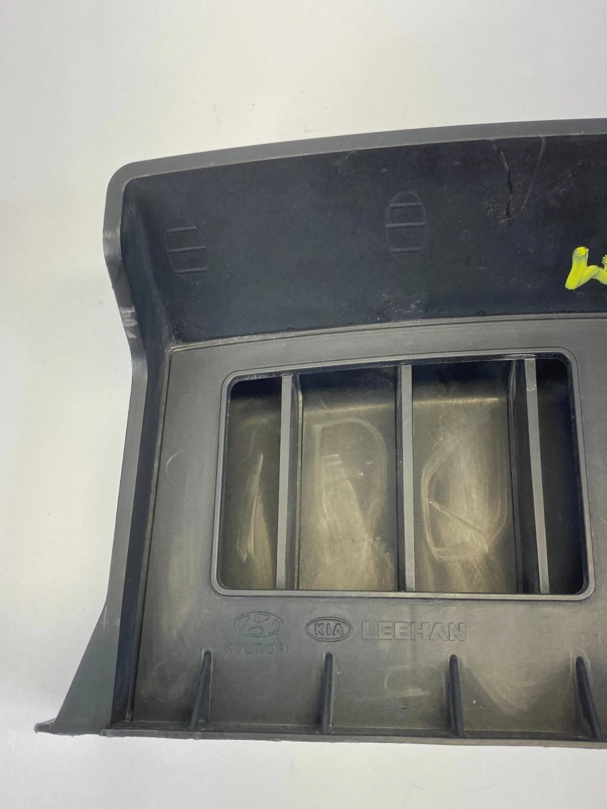 2011-2015 KIA SORENTO 3.3L AIR CLEANER INTAKE DUCT SHIELD COVER OEM 28213-1U100