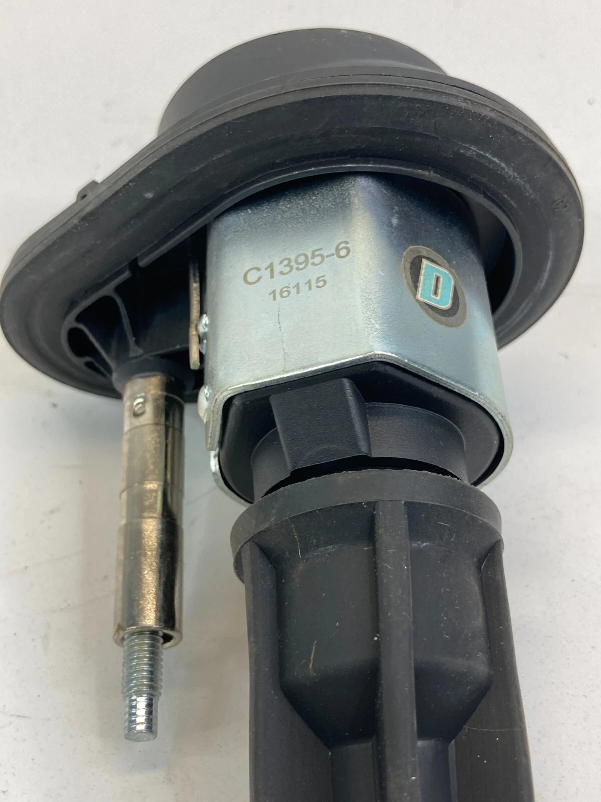 2002-2005 GMC ENVOY 4.2L IGNITION COIL MODULE FRONT UNIT OEM FACTORY C1395616115