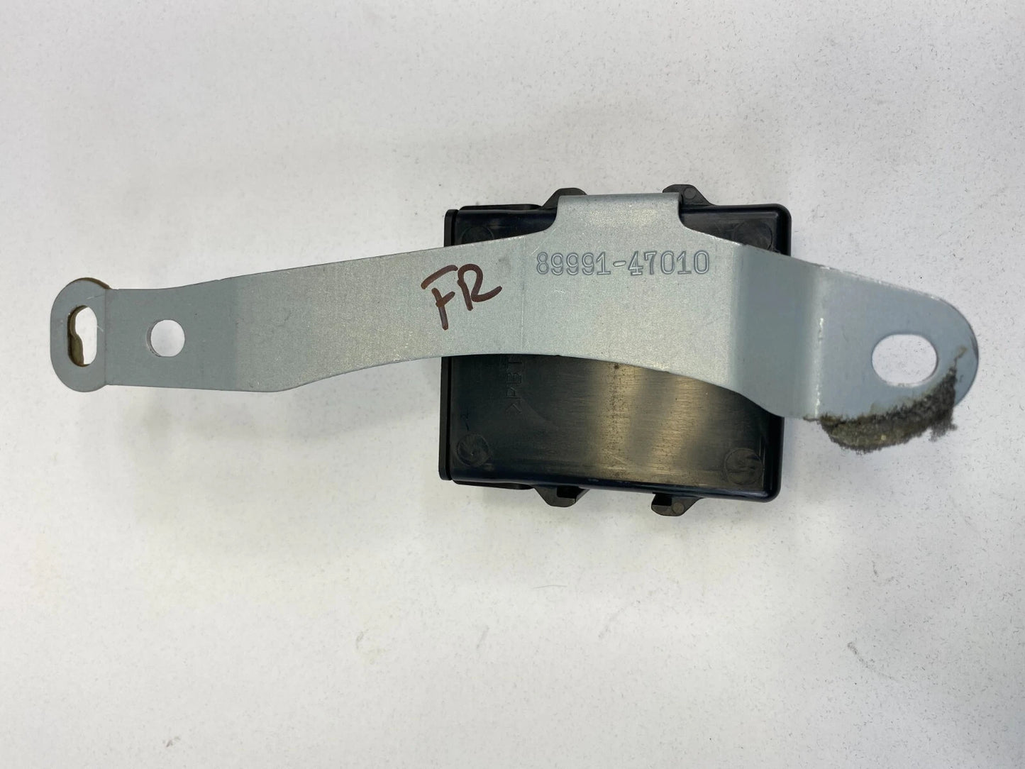 04-09 TOYOTA PRIUS FRONT RIGHT SIDE DOOR OSCILLATOR CONTROL MODULE 89991-47010