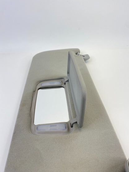 2005-2010 Toyota Sienna Roof Right Passenger Sunvisor Sun Visor Shade Cloth