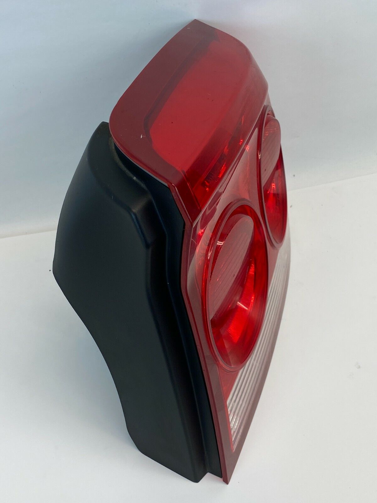 2009 2010 Dodge Charger Rear Right Passenger Side Tail Light Taillight Assembly