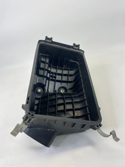 1999-2001 LEXUS ES300 ENGINE AIR CLEANER FILTER BOX CASE HOUSING 17701-0A010 OEM