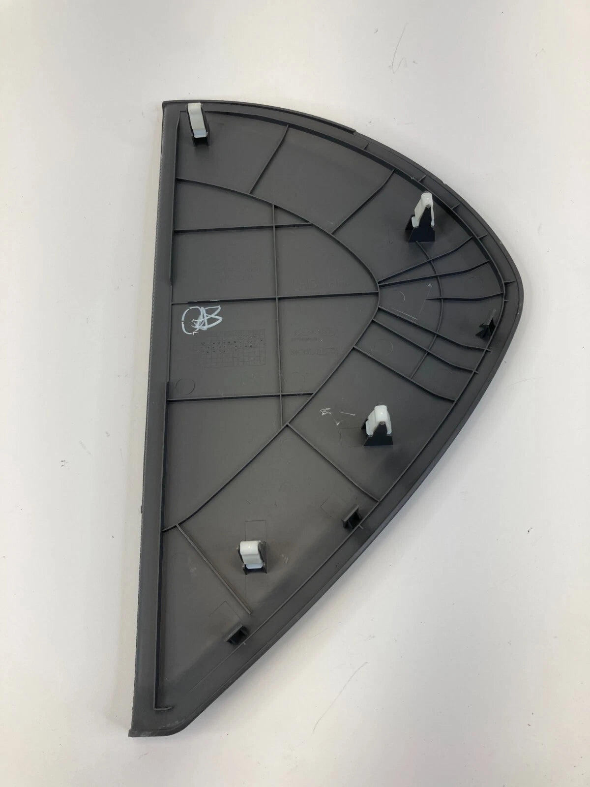 2011-2016 HYUNDAI ELANTRA DASH RIGHT SIDE END CAP COVER TRIM PANEL 84786-3Y000