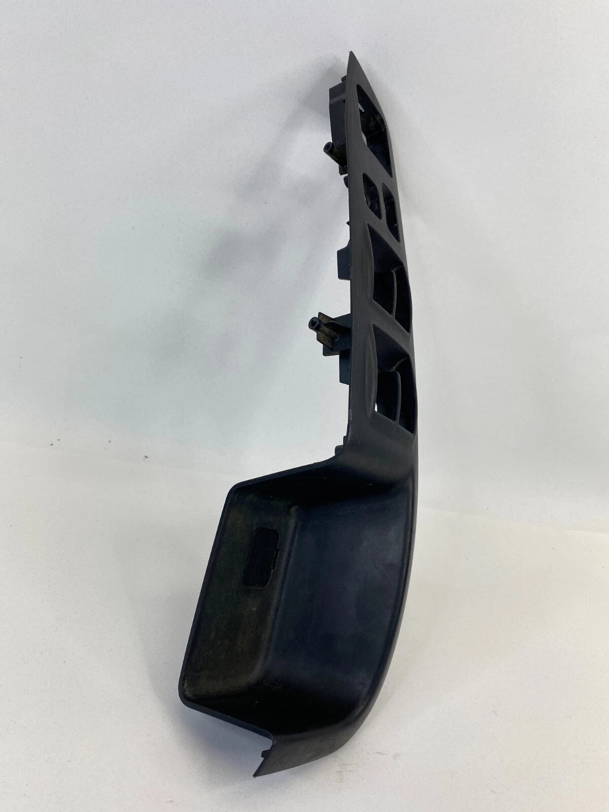 2007-2013 MITSUBISHI OUTLANDER FRONT LEFT DOOR WINDOW SWITCH COVER BEZEL SP00251
