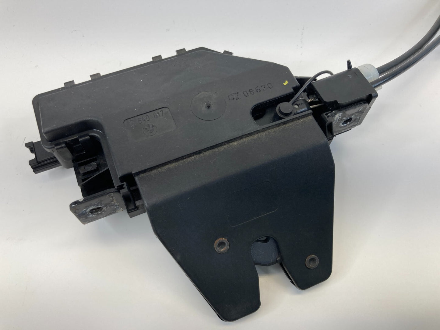 2007 2008 BMW 328xi SEDAN Trunk Lock Latch Release Actuator Assy OEM