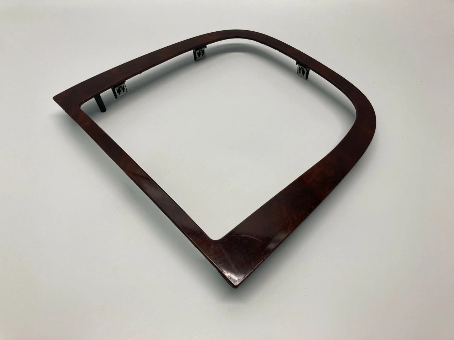 2005-2008 CHEVROLET UPLANDER CENTER DASH RADIO CLIMATE BEZEL TRIM WOODGRAIN OEM