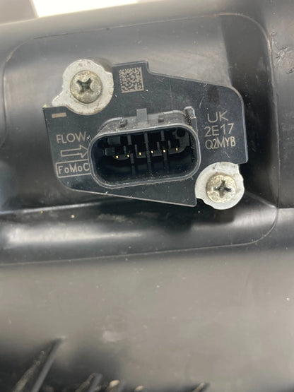 2010-2012 FORD FUSION 2.5L FWD UPPER AIR INTAKE CLEANER BOX COVER W OUTLET HOSE