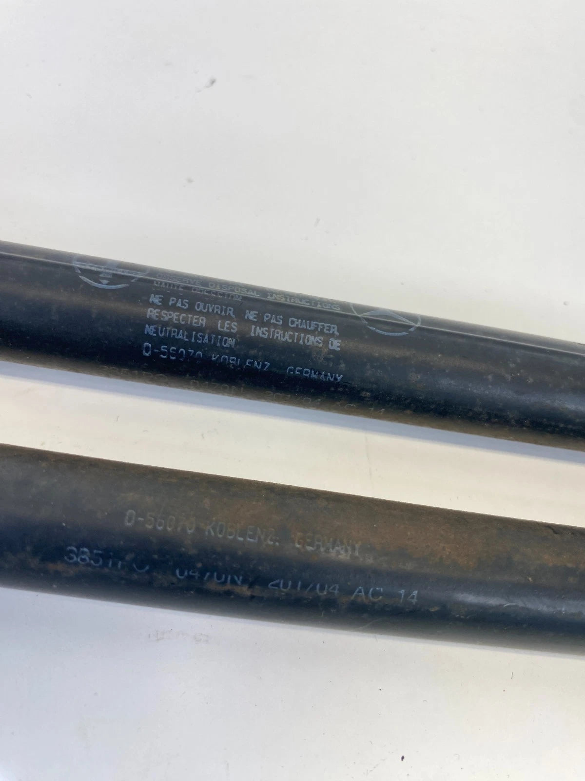 01-05 MERCEDES-BENZ C240 2.6L WAGON REAR TRUNK TAILGATE LIFT SUPPORTS STRUTS OEM