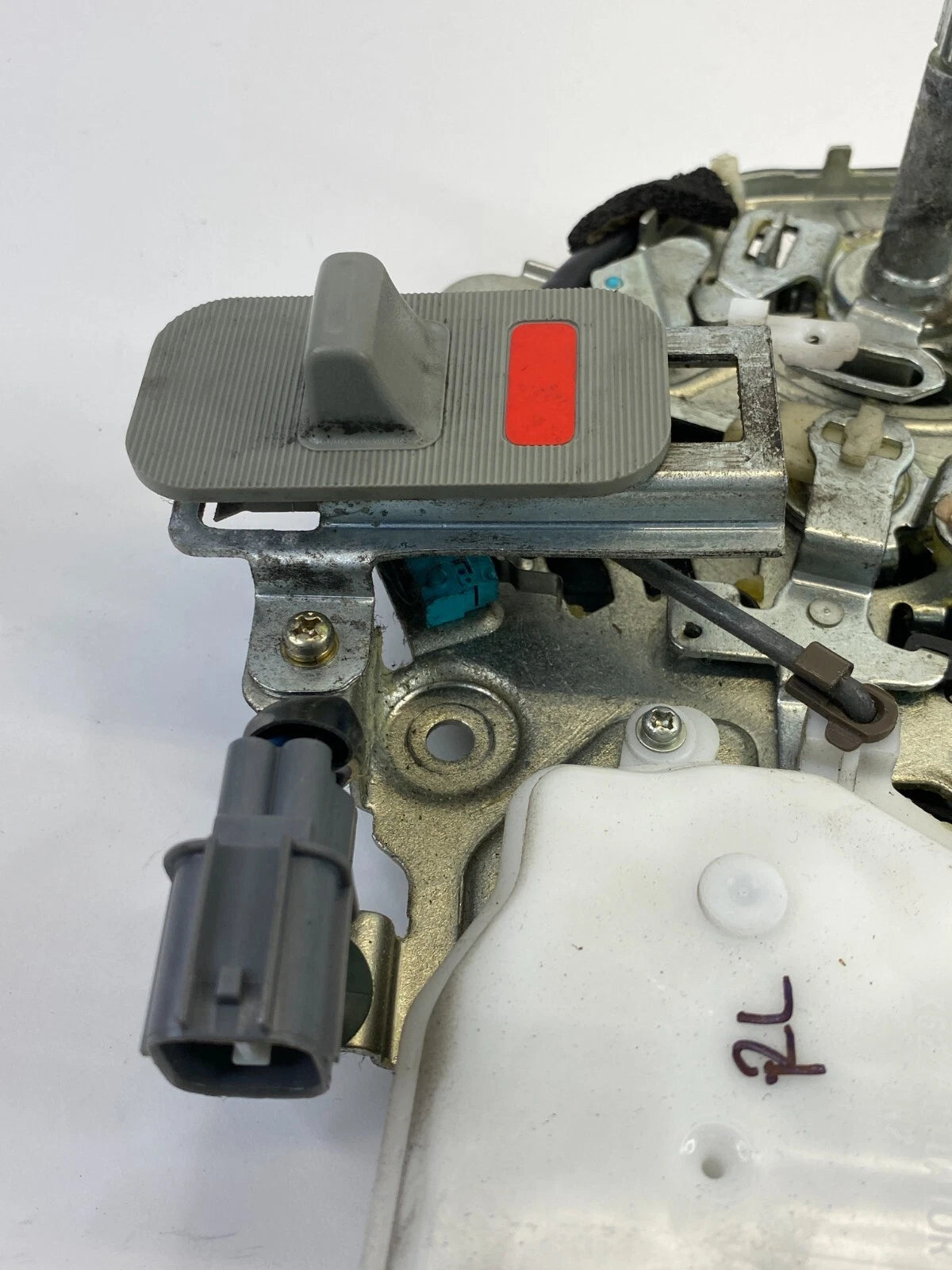 2005-2007 HONDA ODYSSEY REAR LEFT SIDE SLIDING DOOR HANDLE REMOTE ACTUATOR ASSY