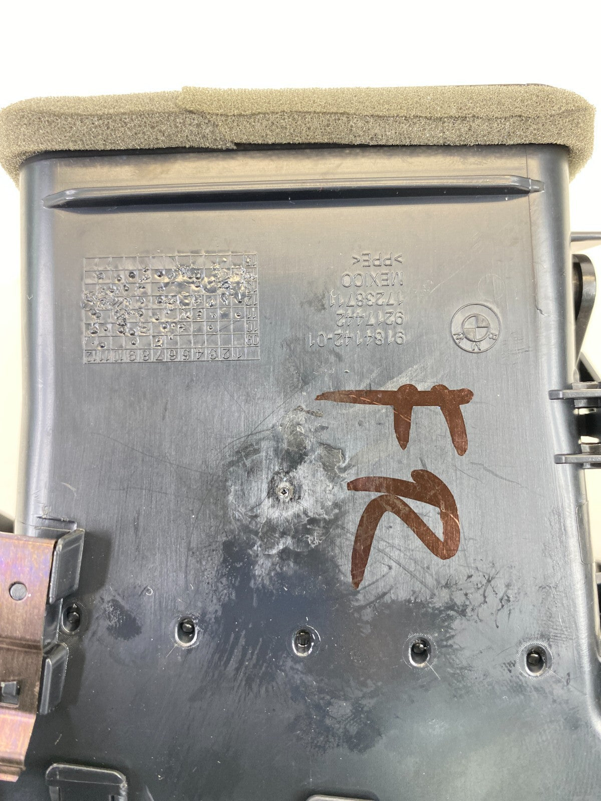 11-17 BMW X3 Front Right Passenger Side A/C Dash Air Vent Grille Outlet 9217442