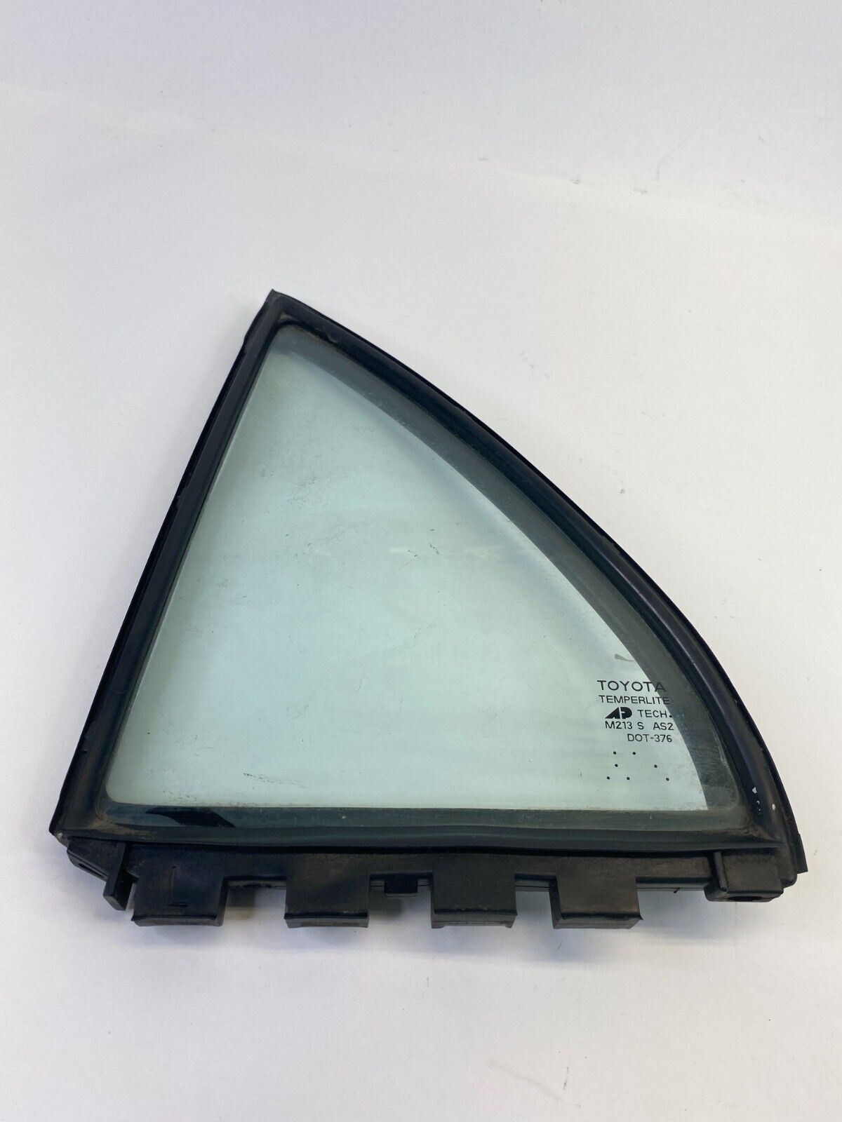 03-08 Toyota Corolla Rear Left Back Door Quarter Vent Window Glass 68189-02040