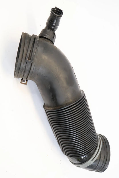 2006-2010 VOLKSWAGEN NEW BEETLE 2.5L AIR CLEANER INTAKE HOSE TUBE 1C0-129-684-BE