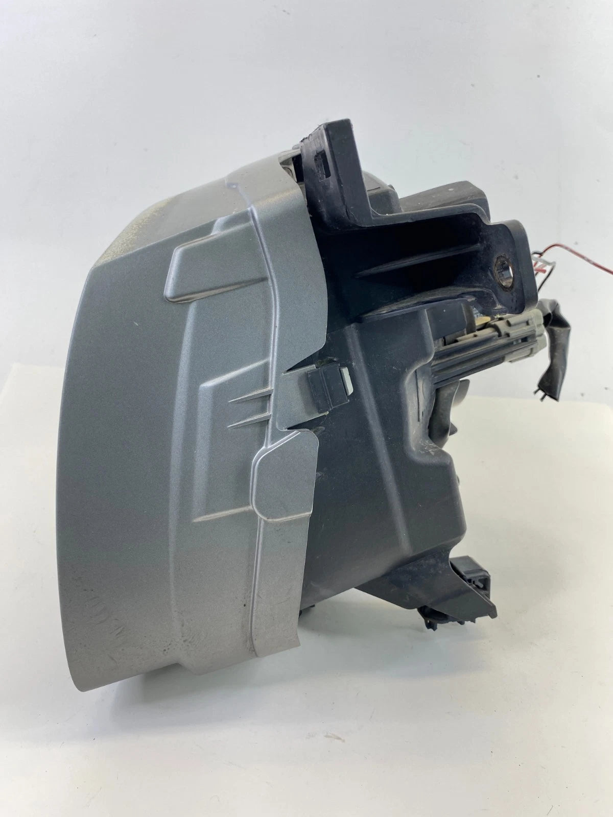 2002-2004 Nissan Xterra FRONT RIGHT PASSENGER SIDE HEADLIGHT HEADLAMP OEM