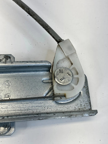 2012-2017 Hyundai Accent SEDAN Front Right Side Door Window Regulator W/ Motor