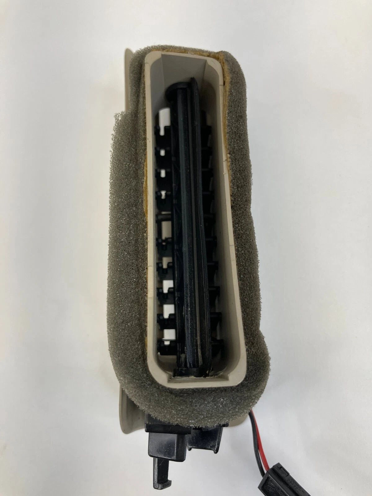2007 2008 AUDI A6 LEFT SIDE PILLAR B DOOR AC AIR VENT GRILL 4F0-819-383-A OEM