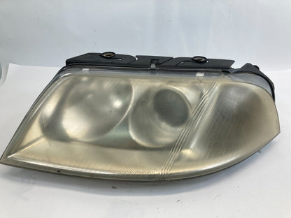 01-05 Volkswagen Passat Front Left Driver Headlight Light Headlamp 3BO-941-015AQ