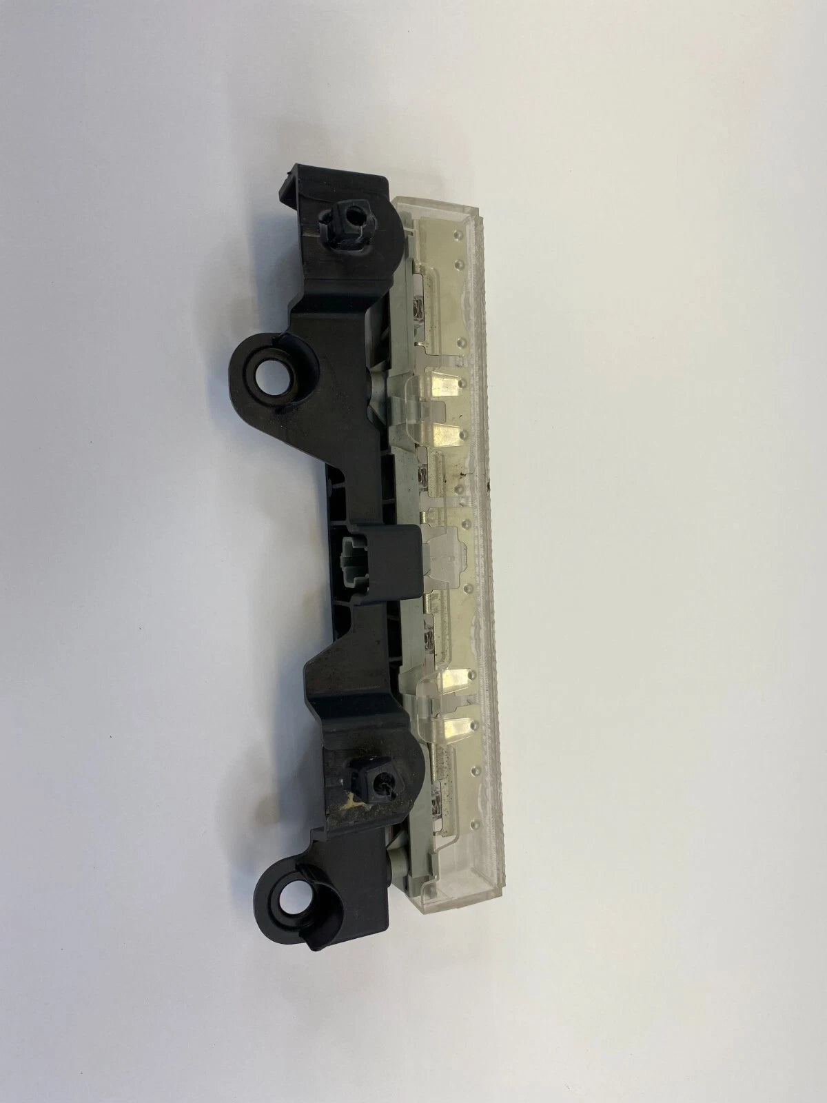 2009 2010 PONTIAC VIBE GT HATCHBACK 3RD THIRD BRAKE LIGHT HIGH MOUNT STOP LAMP