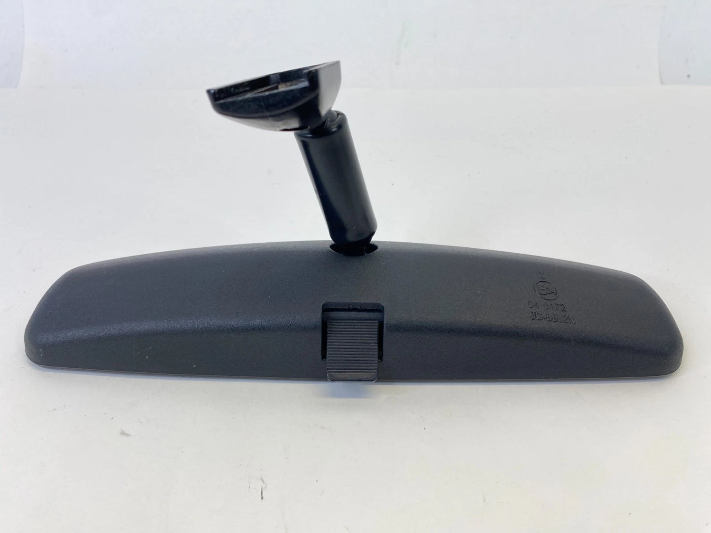 05-10 CHRYSLER 300 05-08 DODGE MAGNUM REAR VIEW INTERIOR MIRROR E24040172 OEM