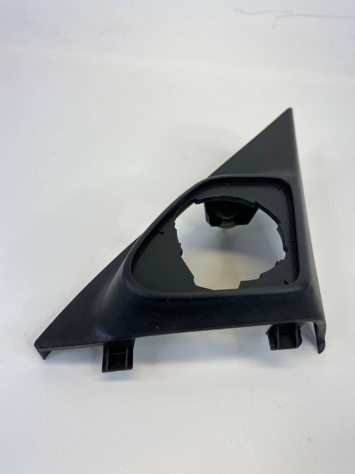 2008-2012 HONDA ACCORD SEDAN FRONT RIGHT INNER DOOR MIRROR CORNER COVER OEM
