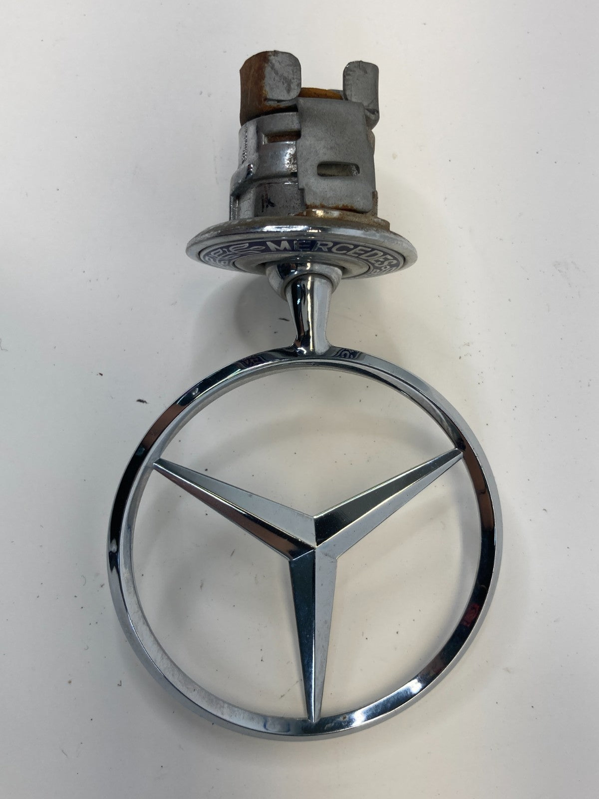 98 99 00 01 02 Mercedes-Benz E430 Front Hood Emblem Logo Badge Chrome OEM