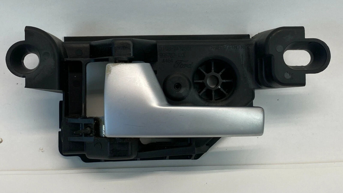 05-07 FORD FREESTYLE FRONT LEFT SIDE INTERIOR DOOR HANDLE ASSEMBLY 5F937422601