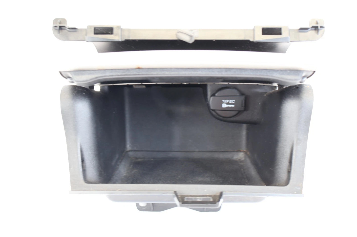 2011-2013 JEEP GRAND CHEROKEE CENTER DASH ASHTRAY STORAGE BOX W/ POWER OUTLET