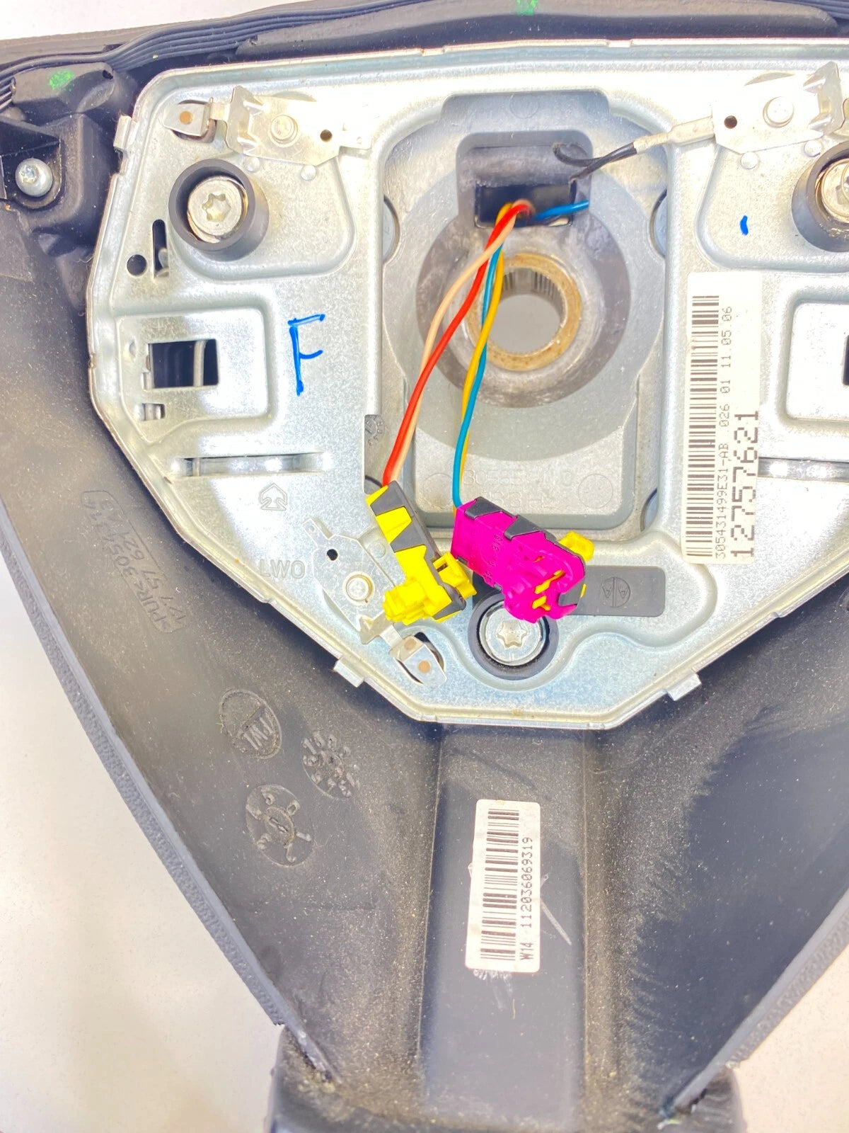 2006-2009 SAAB 9-5 95 STEERING WHEEL W/ SWITCHES CONTROL BUTTONS 12757621 OEM