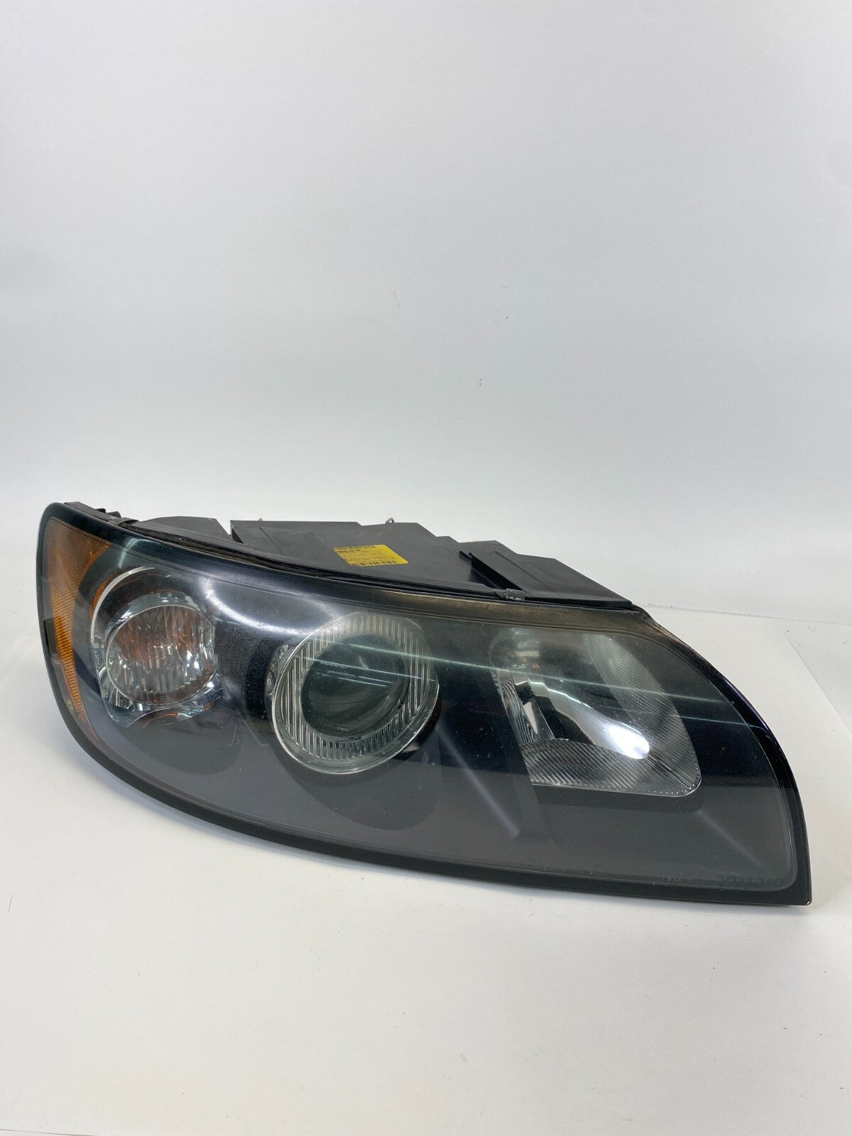 2003 2004 Volvo Front Right Passenger Headlight Headlamp Lamp Halogen 30678319