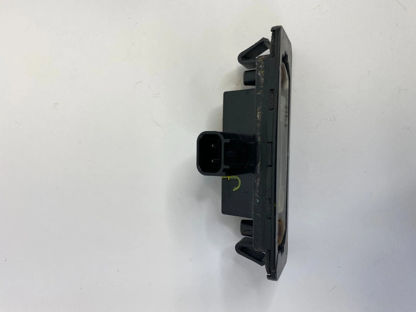 06-12 FORD FUSION REAR TRUNK LICENSE PLATE LIGHT LAMP 6E53-13543-AA OEM