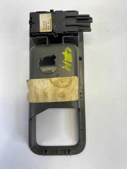 2007-2010 FORD EDGE FRONT RIGHT SIDE DOOR HANDLE BEZEL COVER TRIM W/ LOCK SWITCH