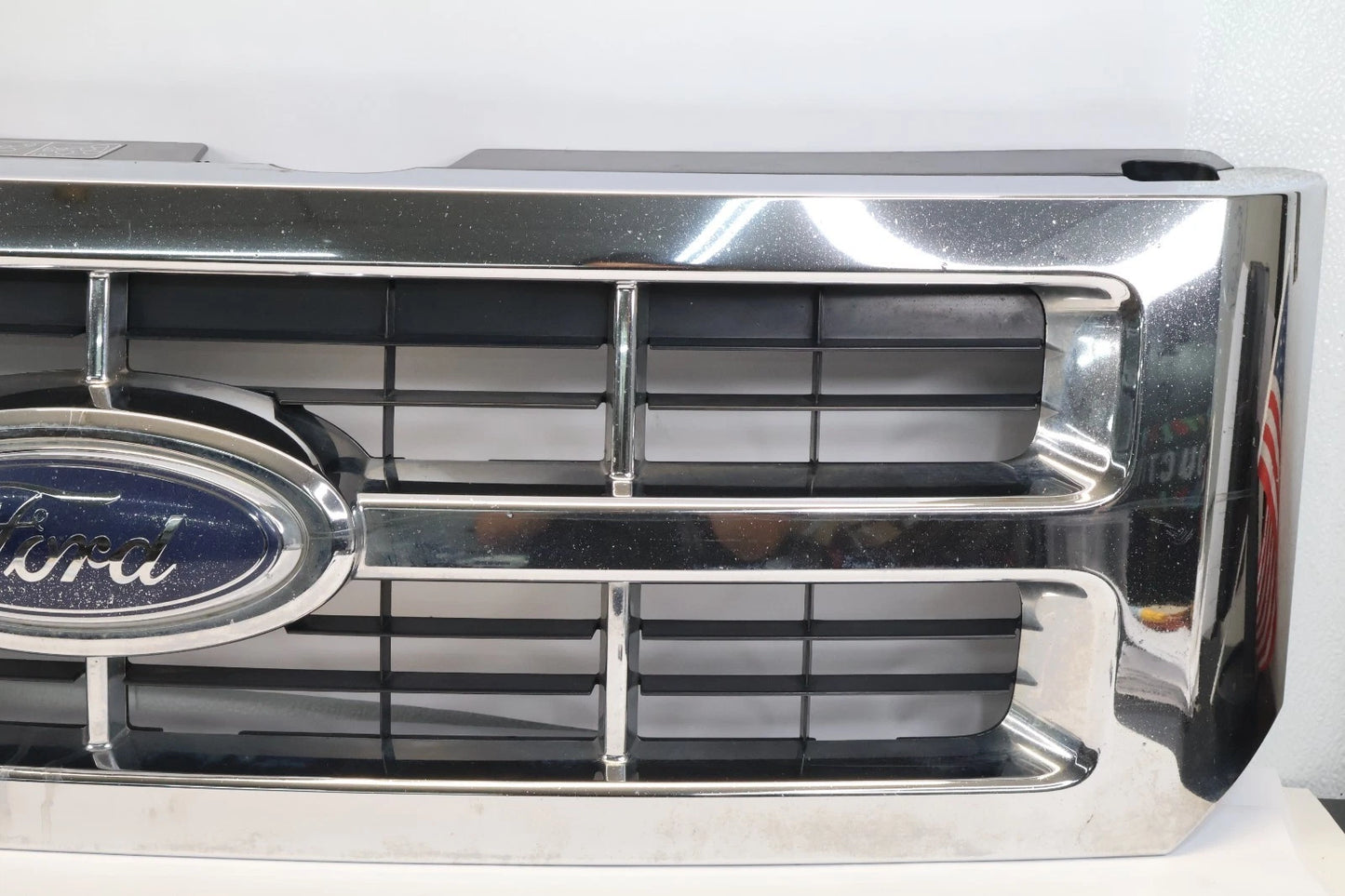 2008-2012 FORD ESCAPE FRONT UPPER GRILLE GRILL CHROME 8L84-8A164-AHW OEM FACTORY
