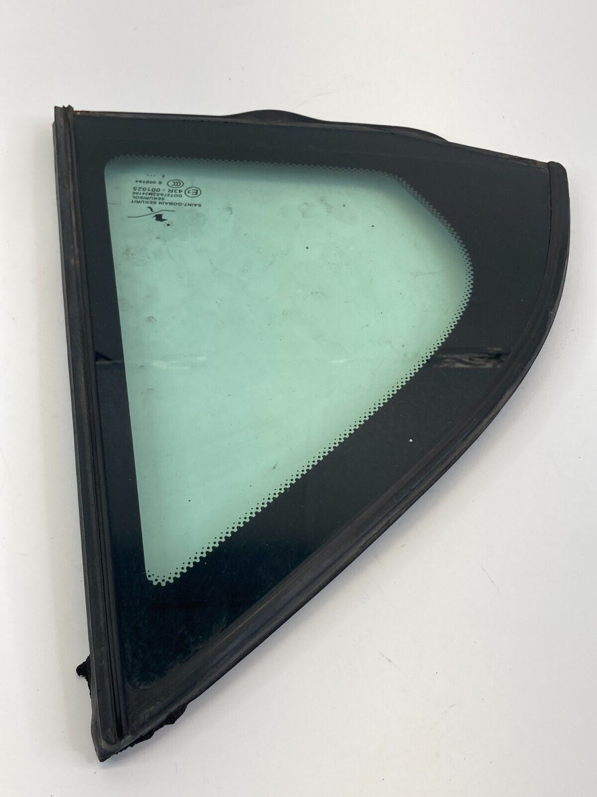 2006-2011 Saab 9-3 SEDAN Rear Right Back Passenger Quarter Vent Window Glass