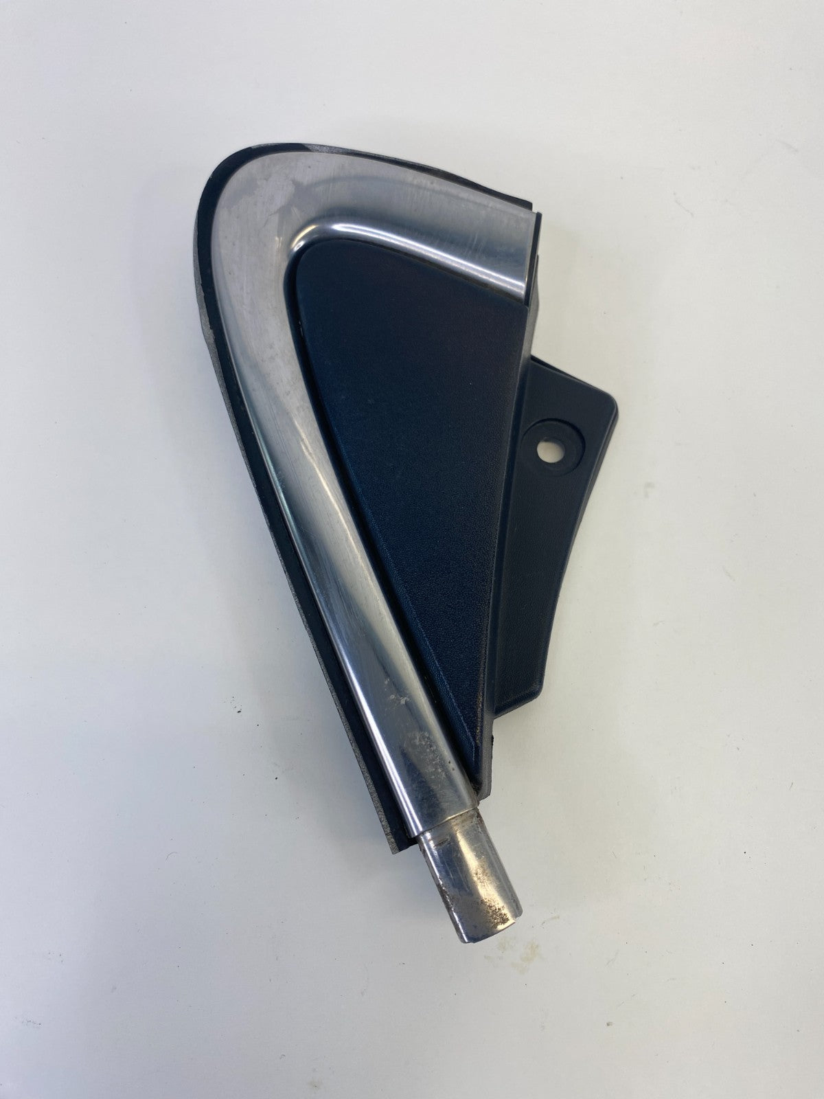 08-17 Buick Enclave Front Right Side Exterior Pillar Corner Cover Molding OEM