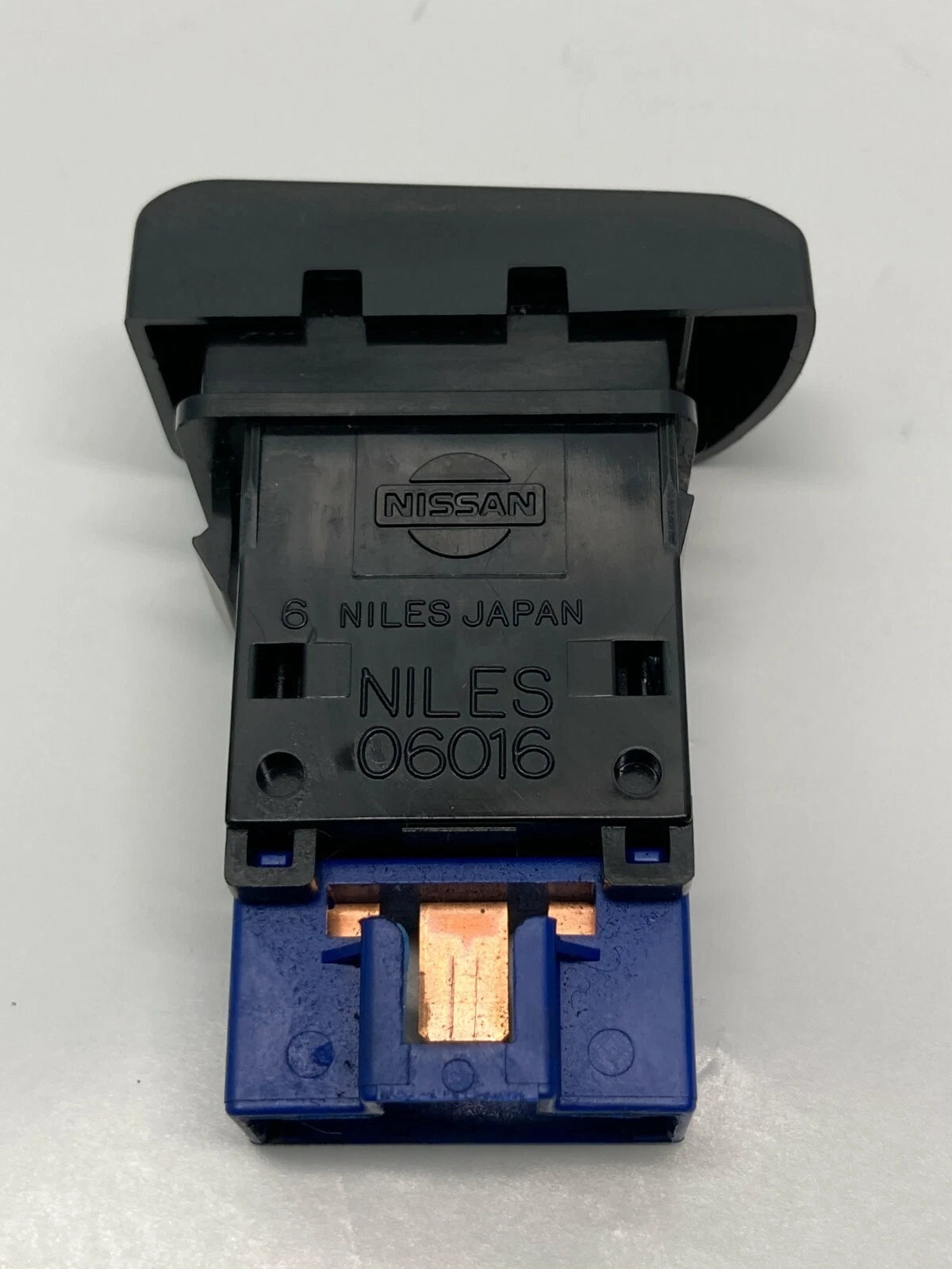 96 97 98 99 00 NISSAN PATHFINDER DASHBOARD DEFROST CONTROL SWITCH BUTTON OEM